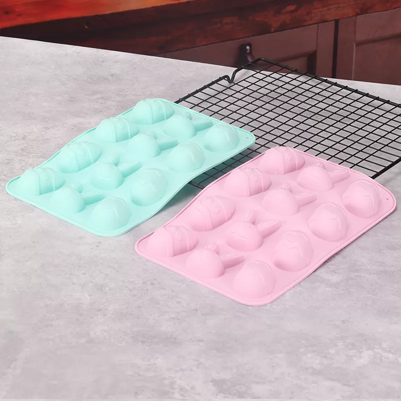 YH-997 Silicone Easter  Cake Mold