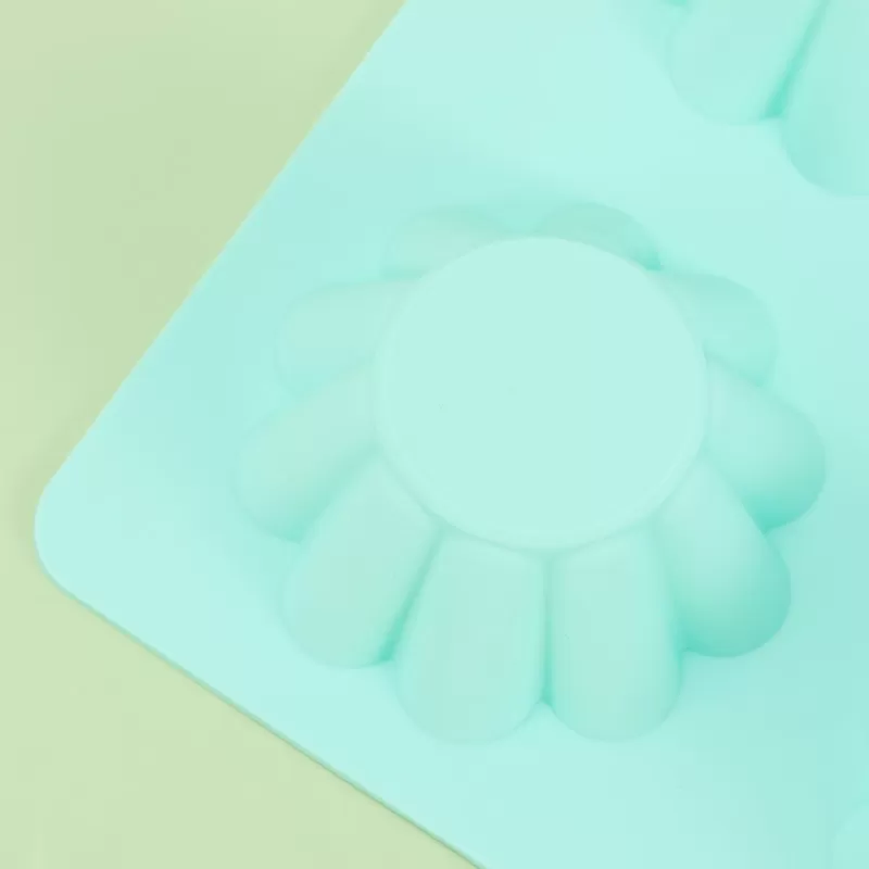 YH-128 Silicone 6-Hole Cake Mold