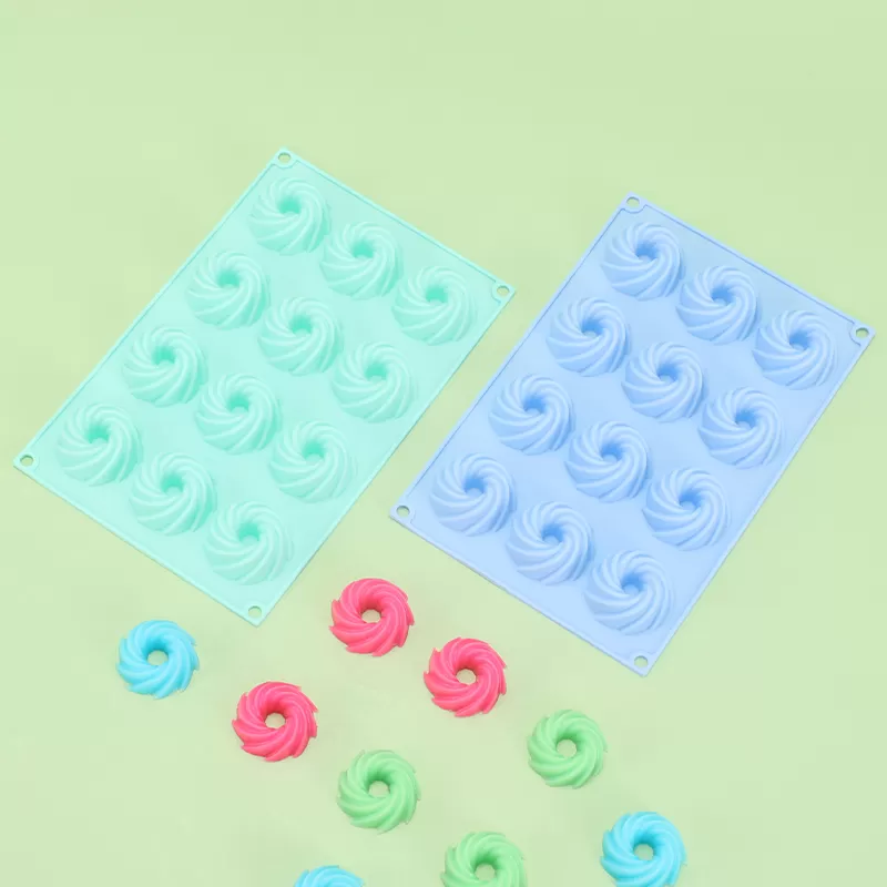 YH-224 Silicone 12-Hole Cake Mold