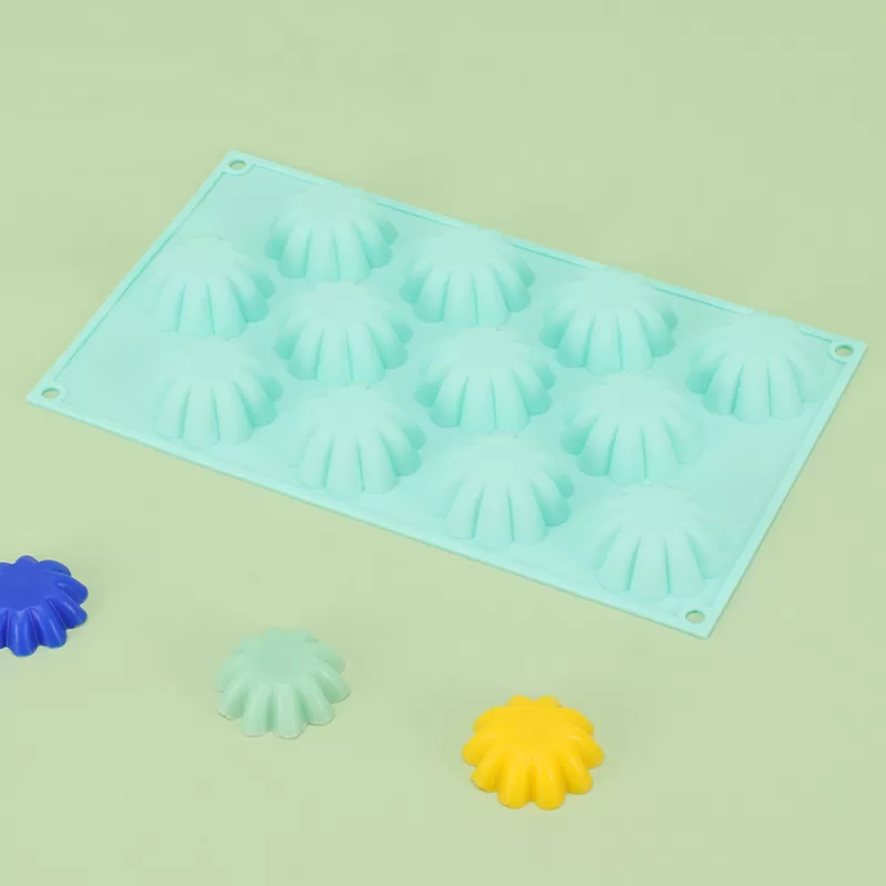 YH-382 Silicone 12-Hole Cake Mold