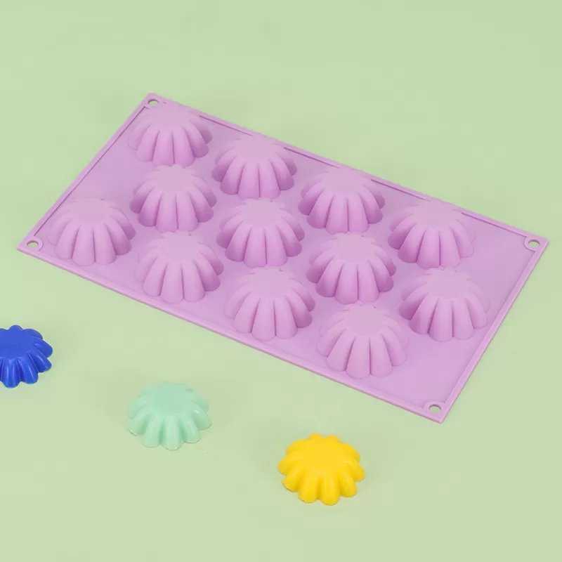 YH-382 Silicone 12-Hole Cake Mold